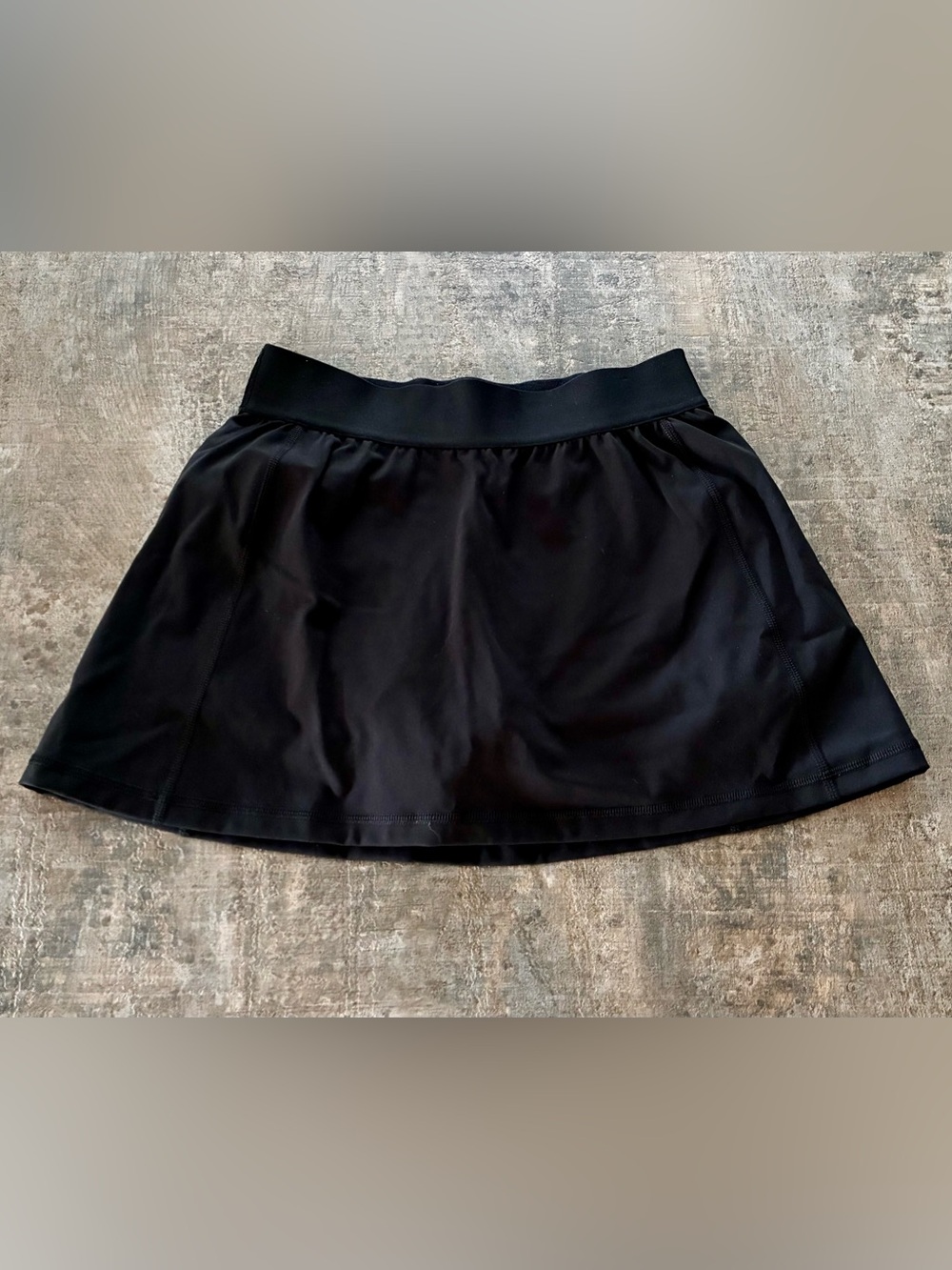 Aritzia Black Women's Athletic Skort